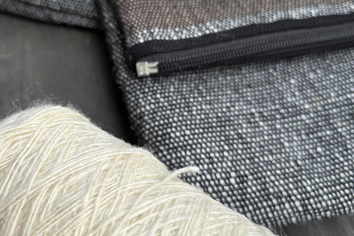 handgemaakt geweven zakje