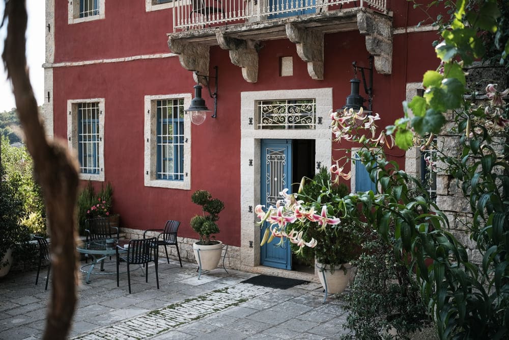 common spaces, porfyron hotel, zagori, greece
